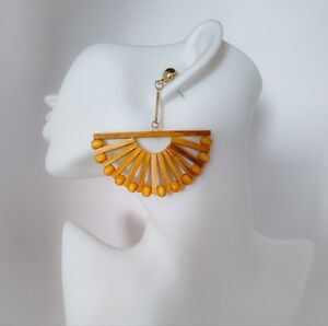 Fun! Fan-Shaped Wood Earrings New Without Tags